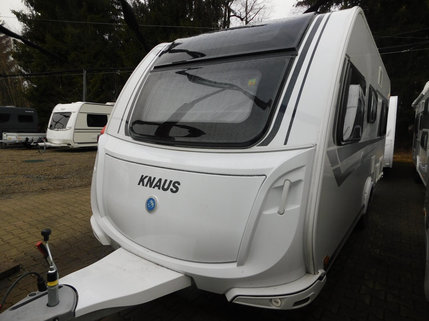 Knaus Südwind 500 UF Mover, Klima, Fußbodenheizung - Bild 2