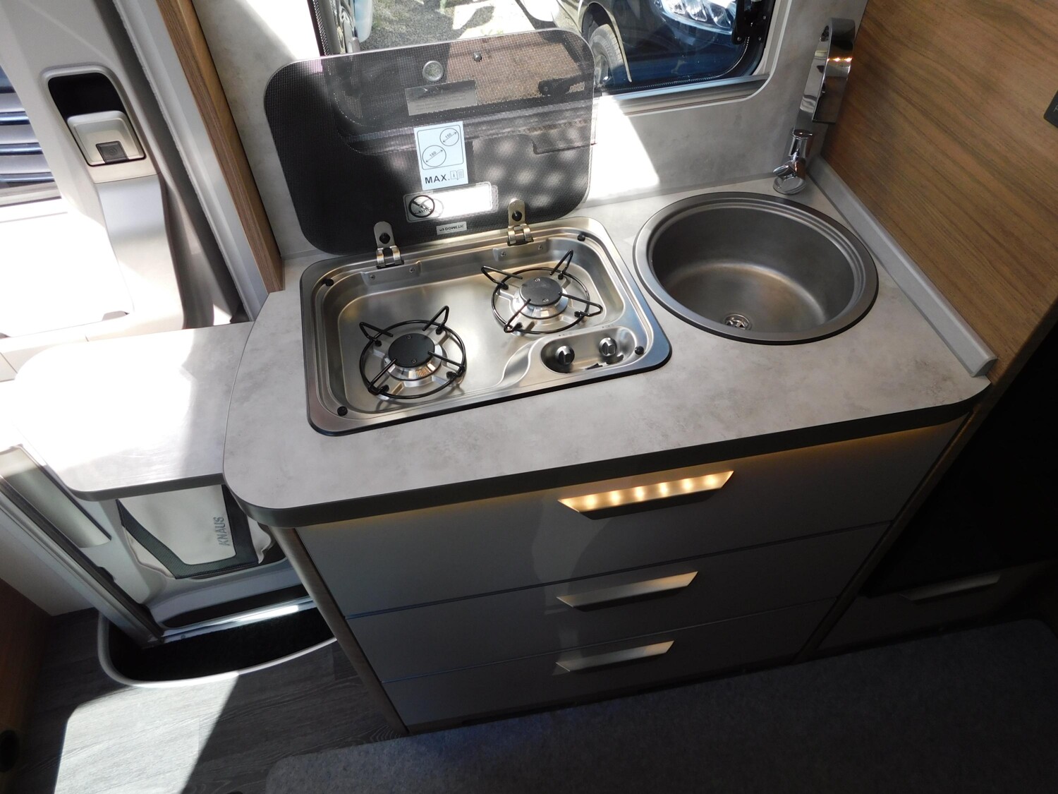 Knaus Van TI 640 MEG Vansation Solar, Lithium, SAT+TV - Bild 17