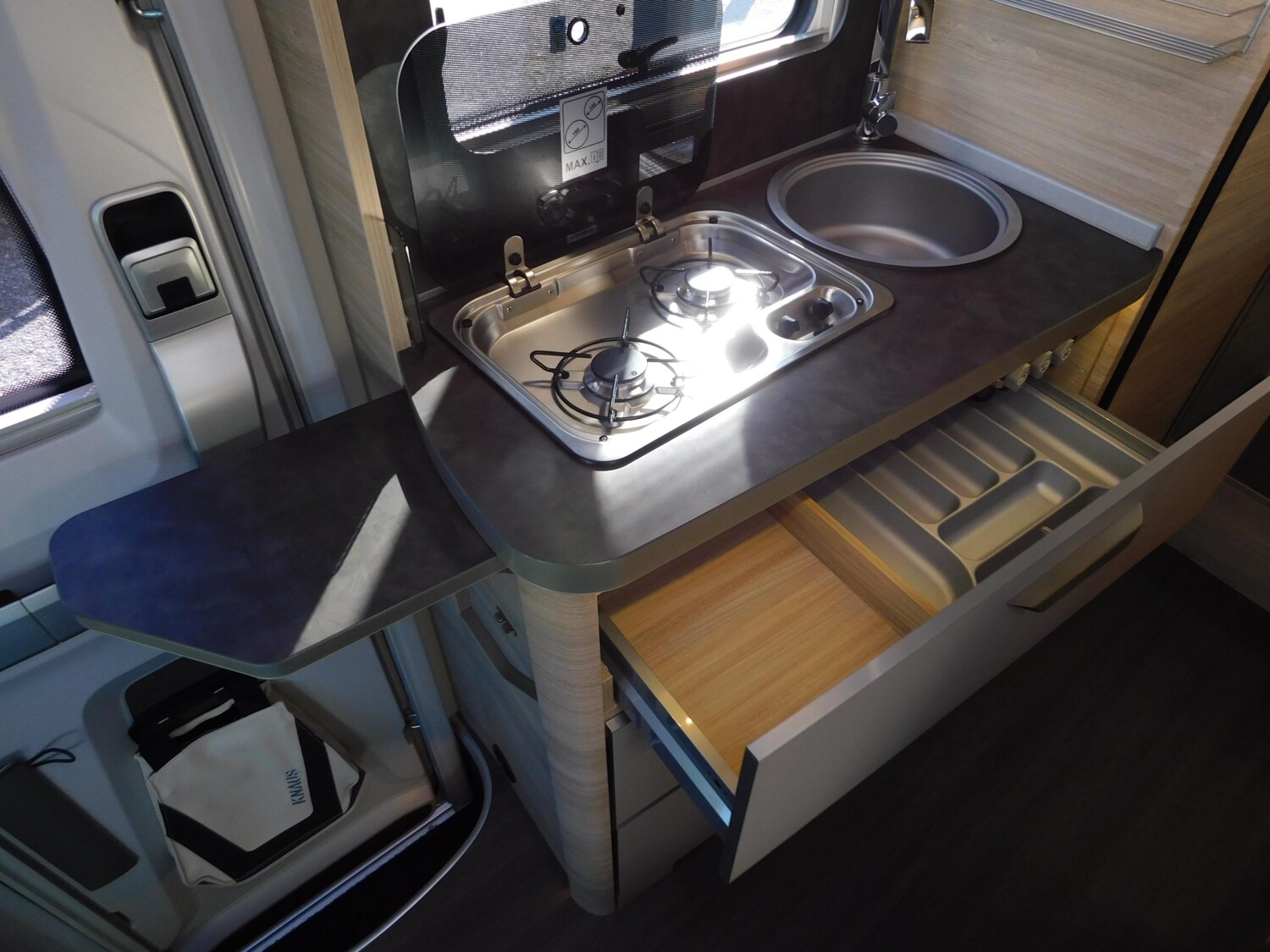 Knaus Van TI PLUS PLATINUM SELECTION 650 MEG SAT + TV - Bild 16