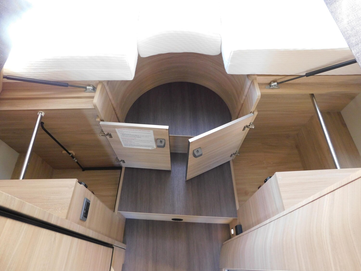 Knaus Van TI PLUS PLATINUM SELECTION 650 MEG SAT + TV - Bild 20