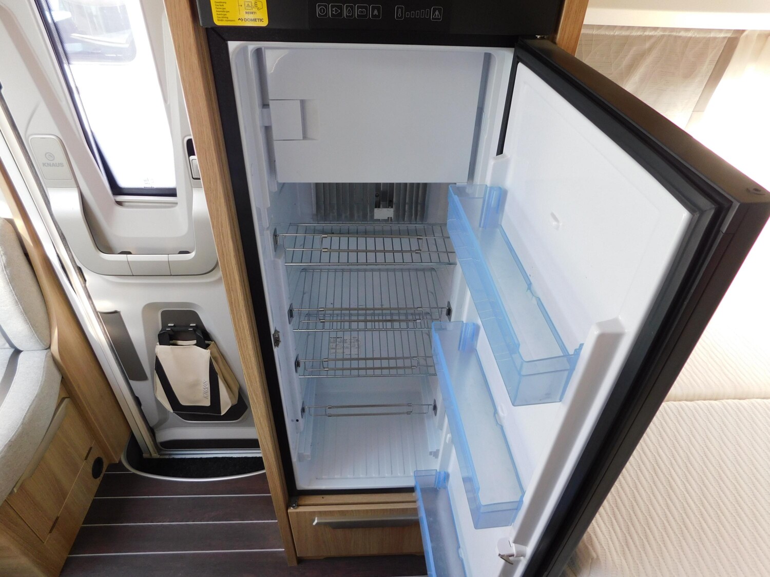 Knaus Sky Ti 650 MF Platinum Selection Autark+Maxxfan+ - Bild 9