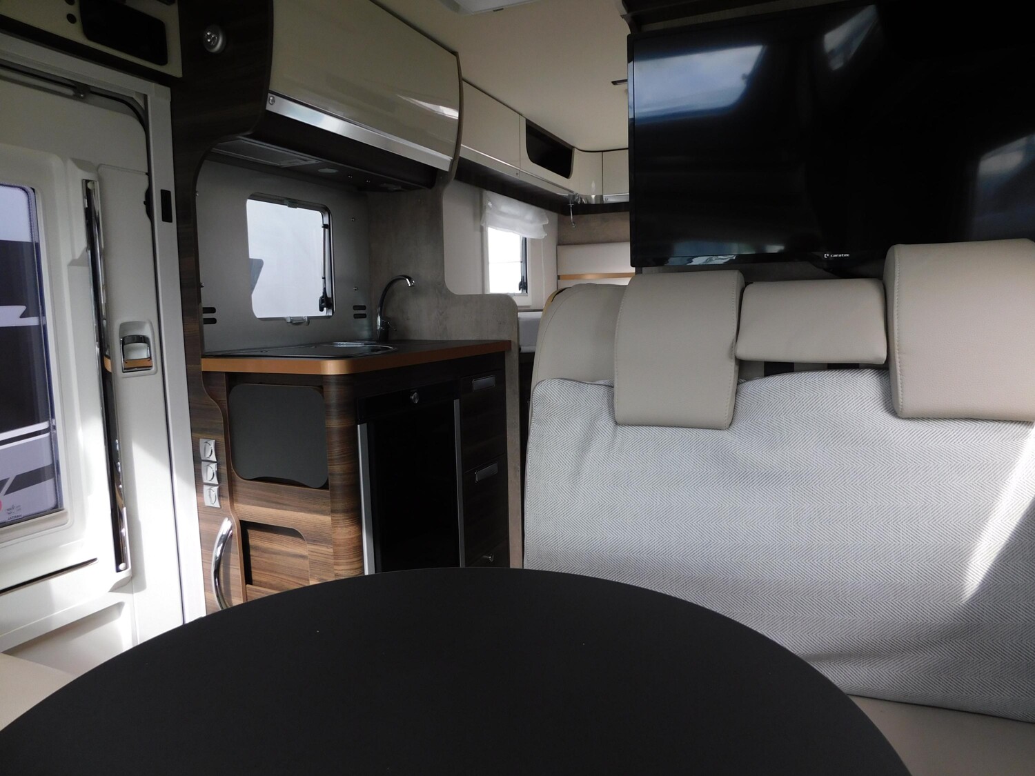 Laika Ecovip L 2009 200AhLithium+Wechselrichter+Solar+ - Bild 10