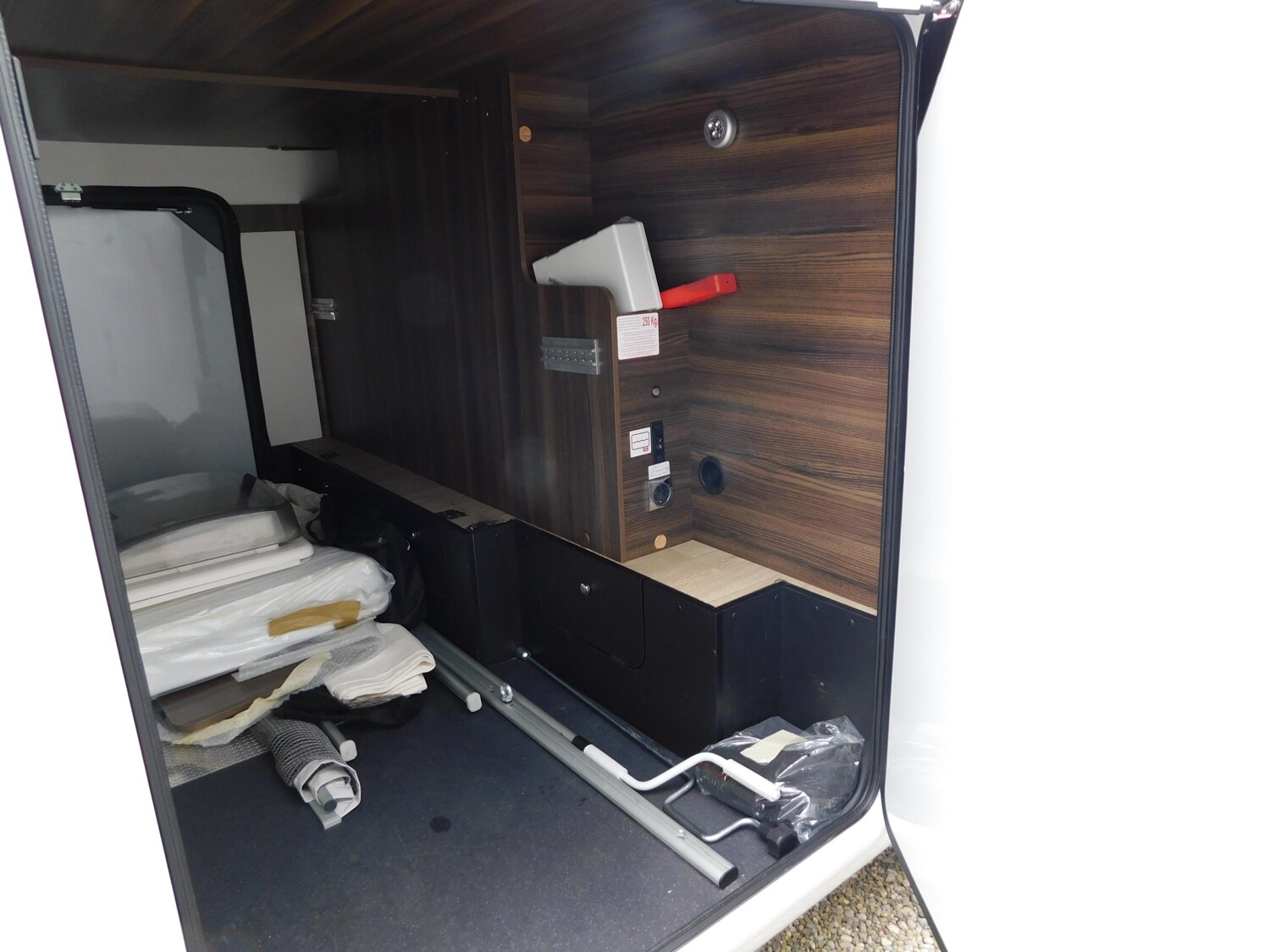 Laika Ecovip L 2009 200AhLithium+Wechselrichter+Solar+ - Bild 5