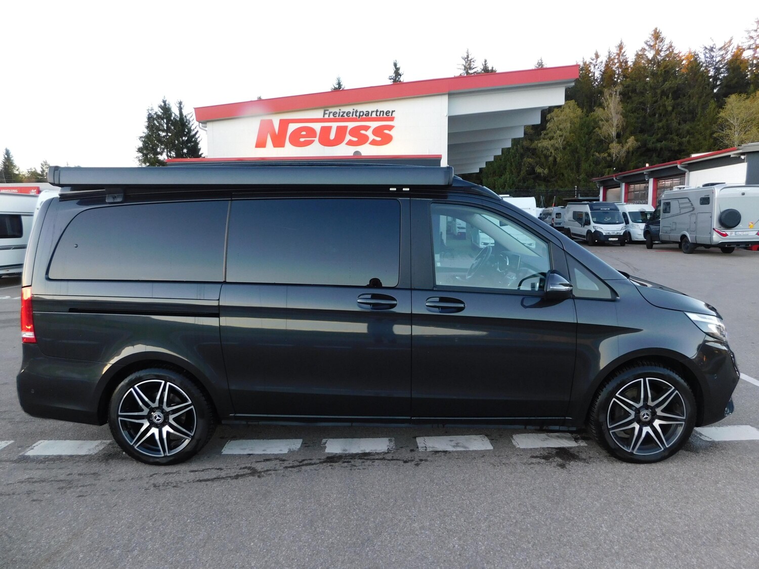 Mercedes Benz Marco Polo V 300 d 4MATIC nahezu Vollausstattung - Bild 2