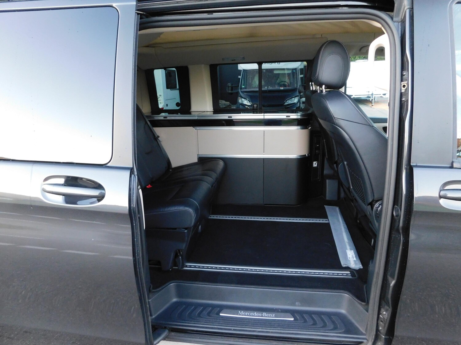 Mercedes Benz Marco Polo V 300 d 4MATIC nahezu Vollausstattung - Bild 7