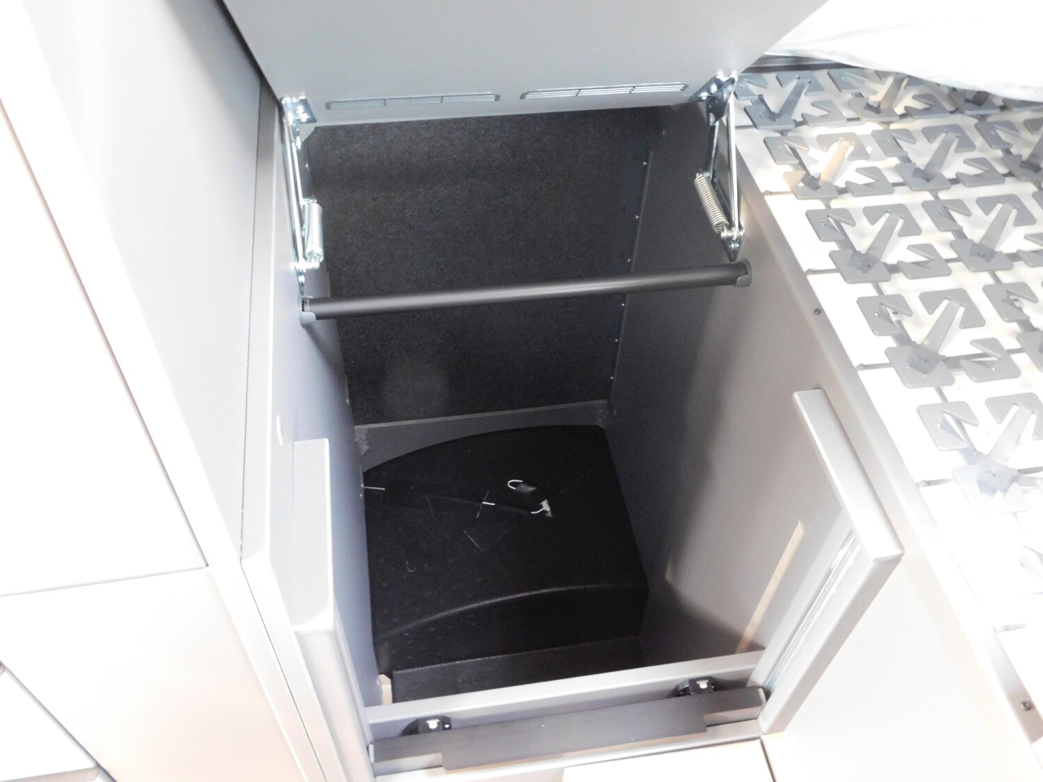Niesmann-Bischoff iSmove 6.9 E - Bild 20