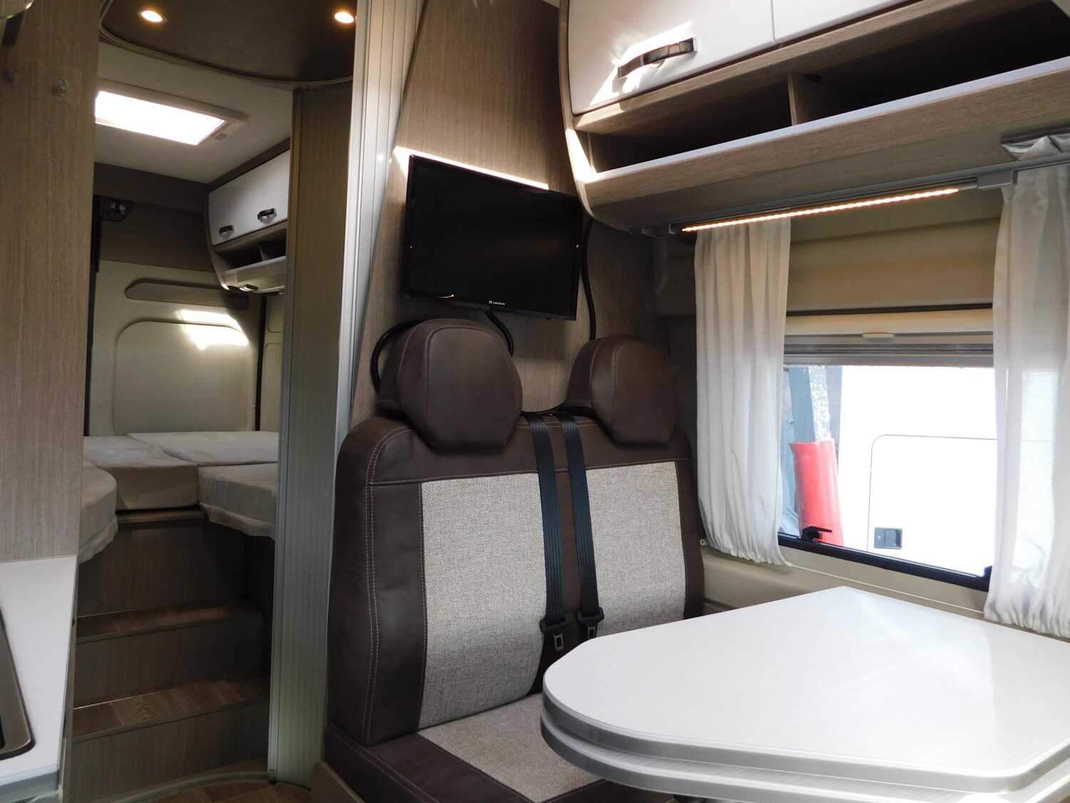 Pössl Roadcruiser XL 640 2,08m Bett, Solar, SAT+TV - Bild 10