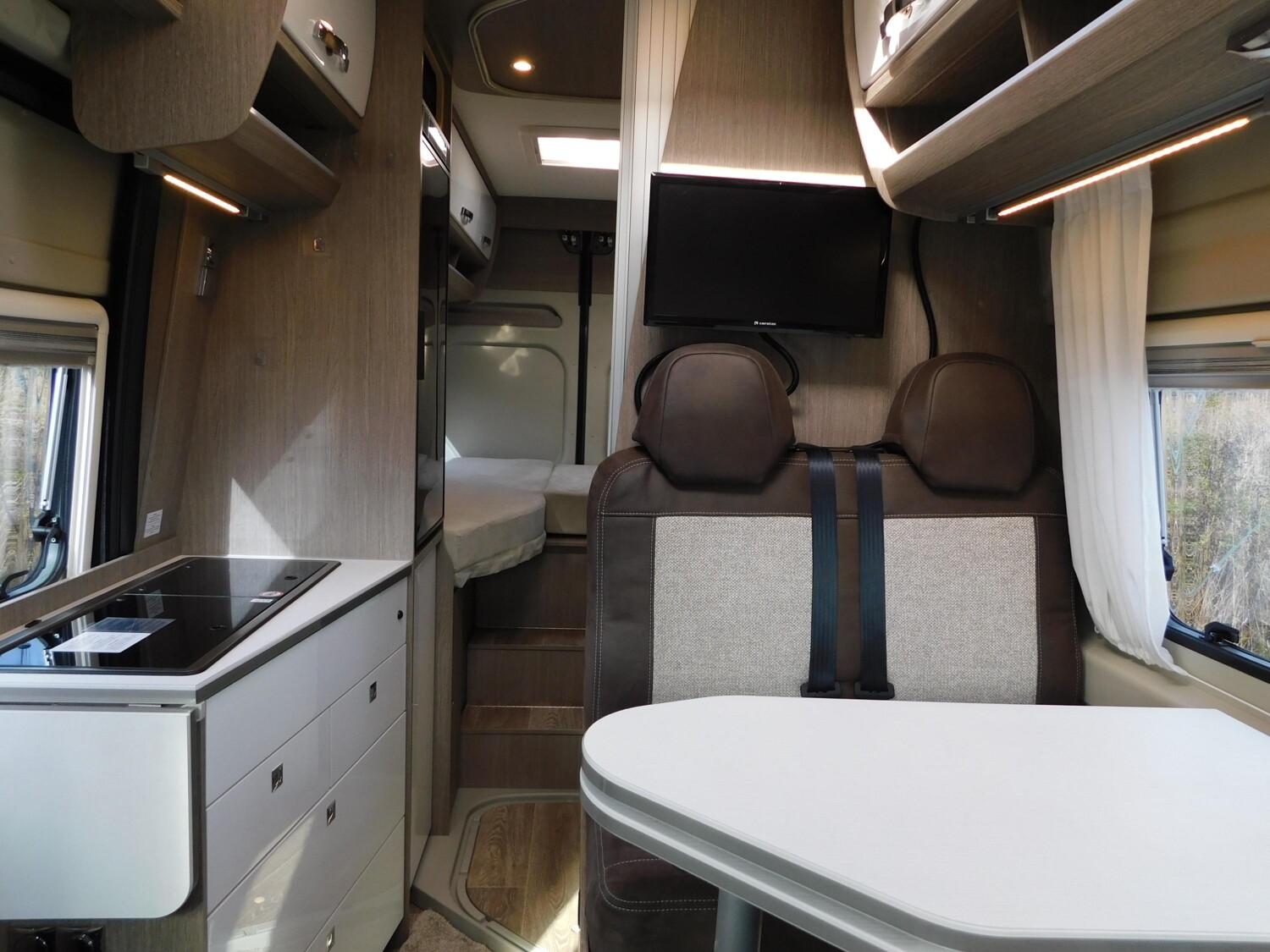 Pössl Roadcruiser XL 640 2,08m Bett, Solar, SAT+TV - Bild 11