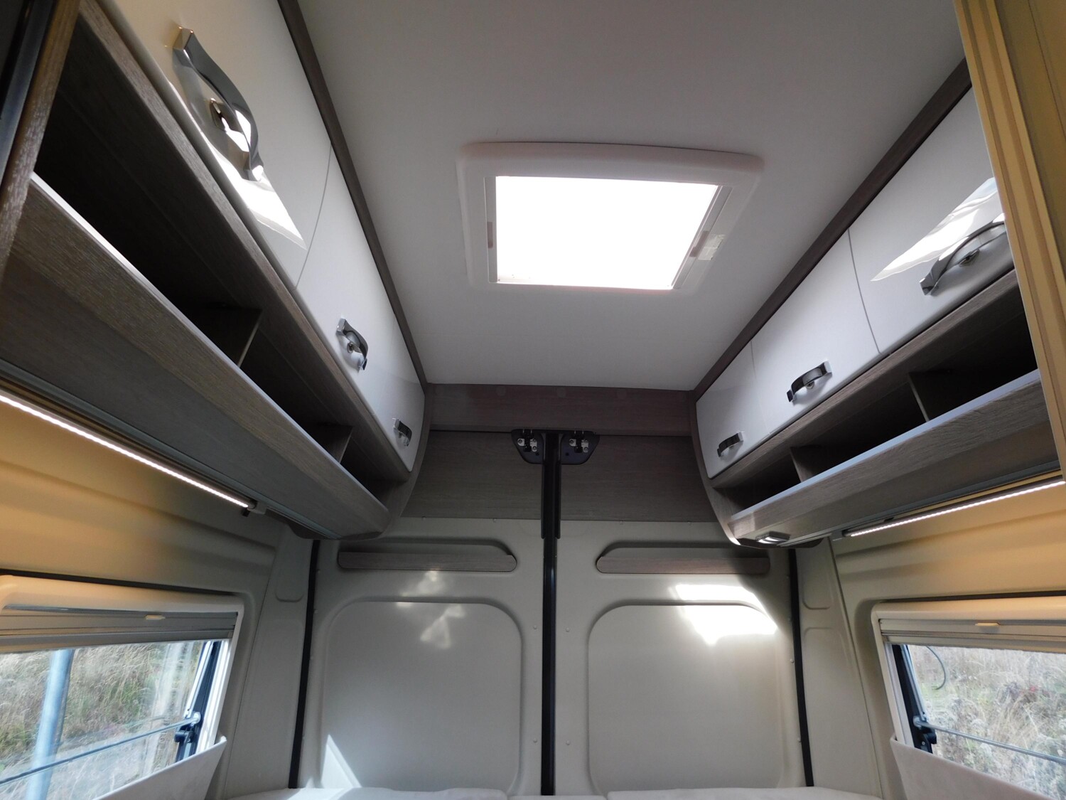 Pössl Roadcruiser XL 640 2,08m Bett, Solar, SAT+TV - Bild 20