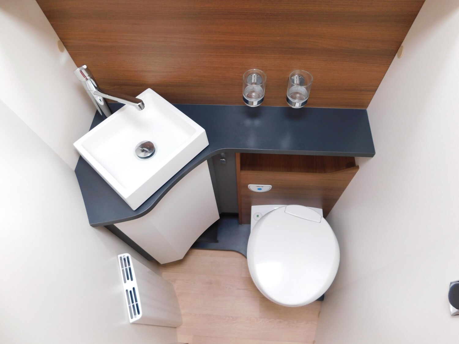 Rapido Serie M M66 Hubstützen, Lithium, Bugschränke - Bild 19