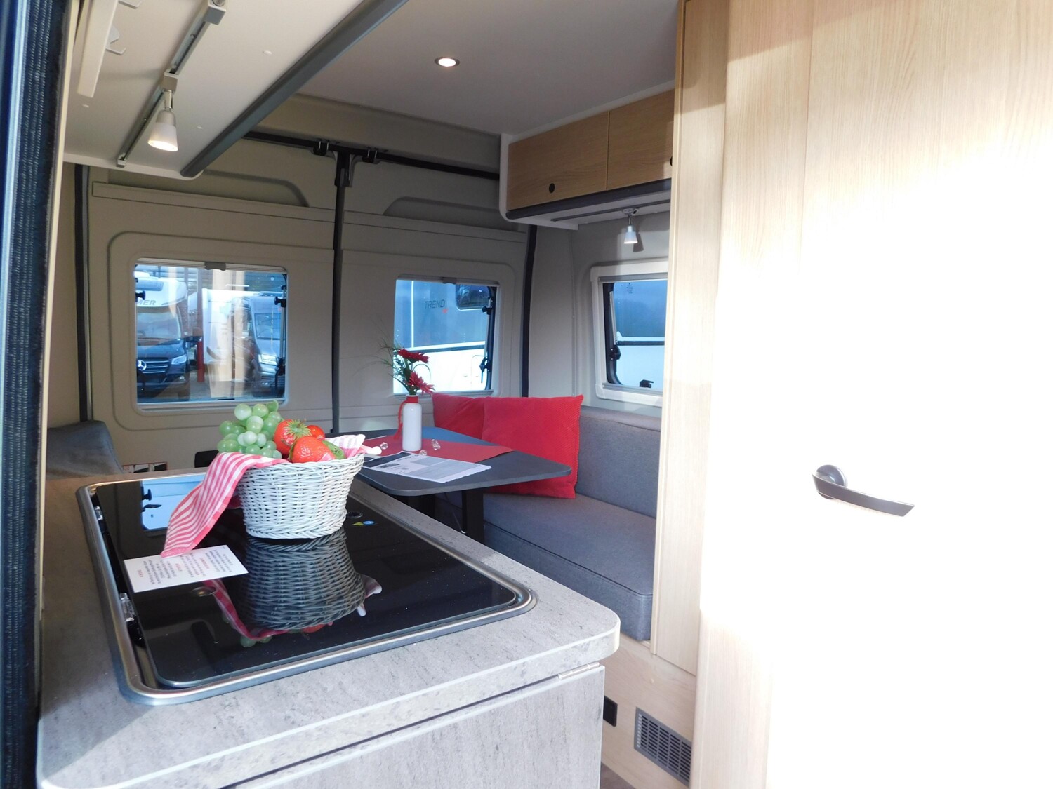 Sunlight Vanlife 540 AWT iso+beheizt, Fenster hi.re. - Bild 12