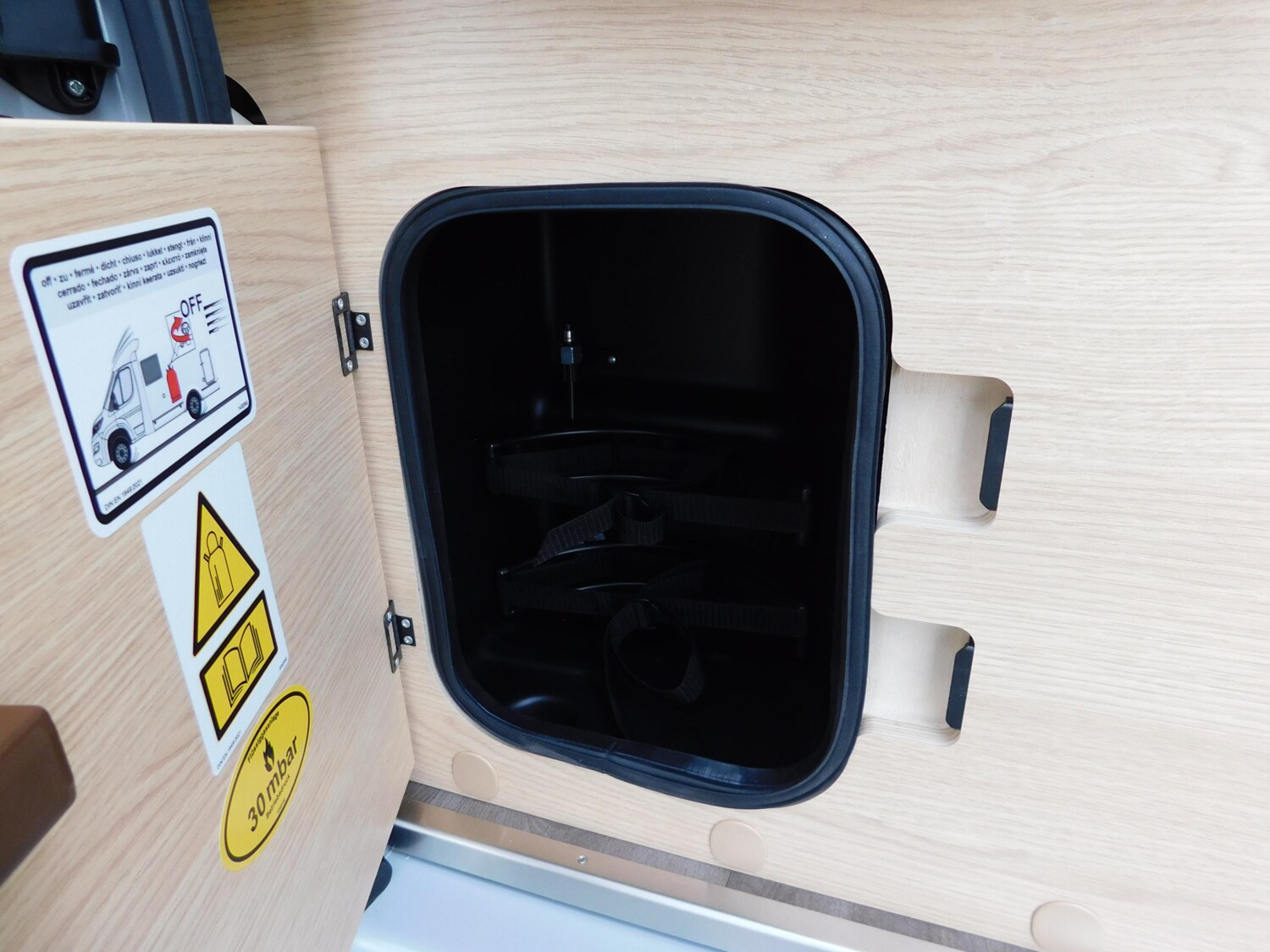 Sunlight Vanlife 540 AWT iso+beheizt, Fenster hi.re. - Bild 7