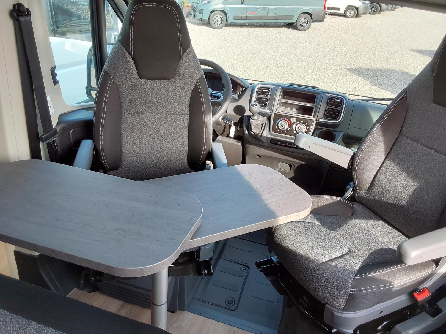 Sunlight Cliff 540 Peugeot - Bild 5