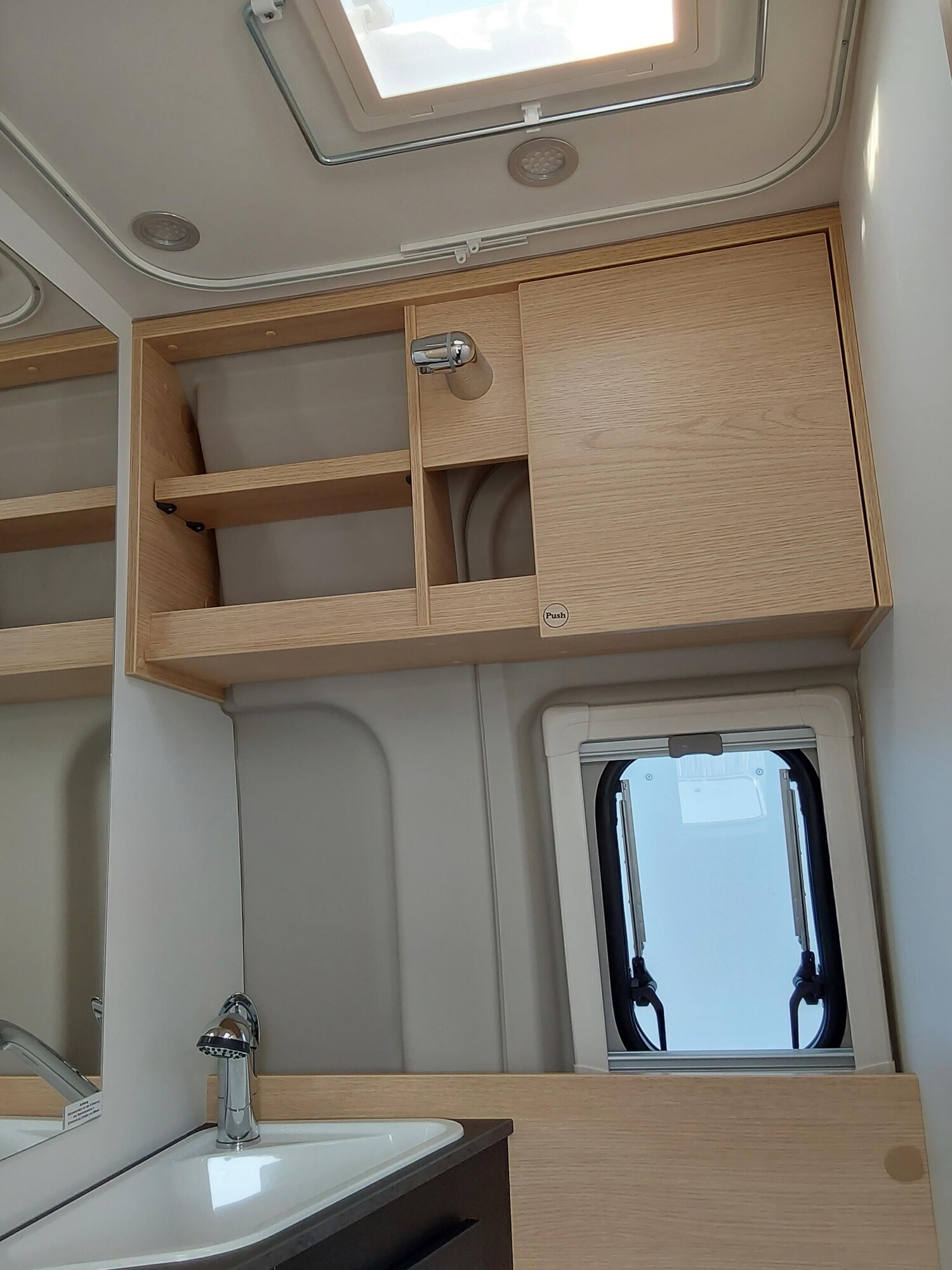 Sunlight Cliff 540 Peugeot - Bild 8