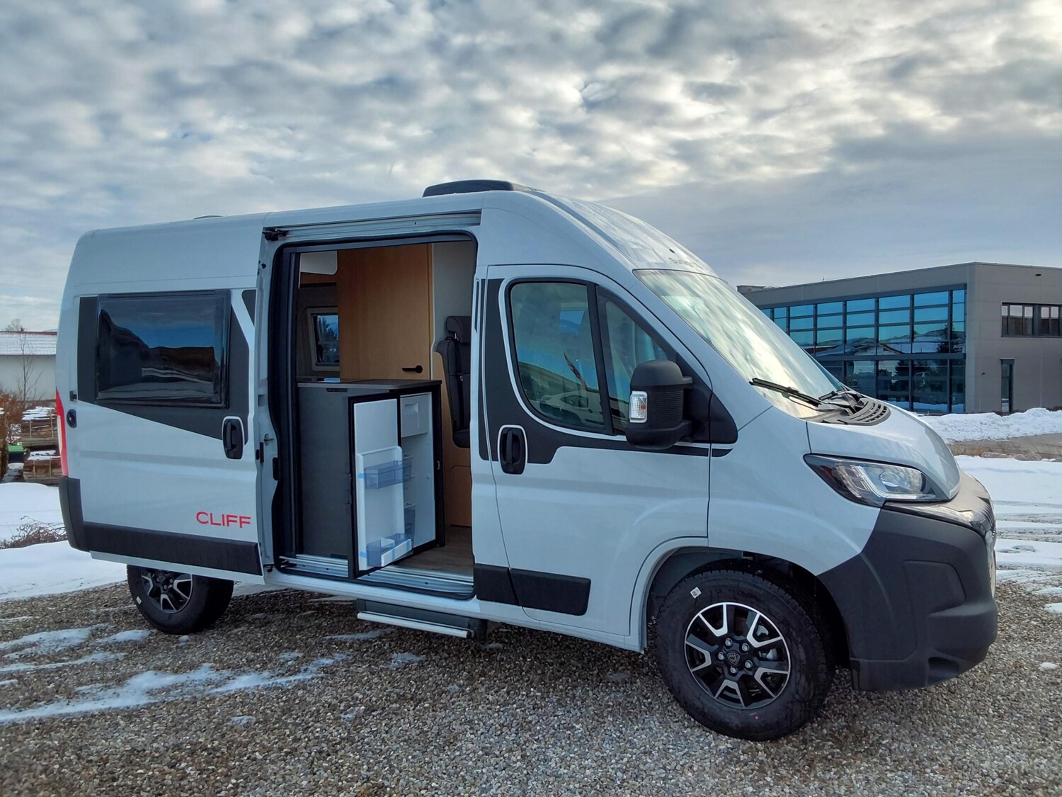 Sunlight Cliff 540 Peugeot