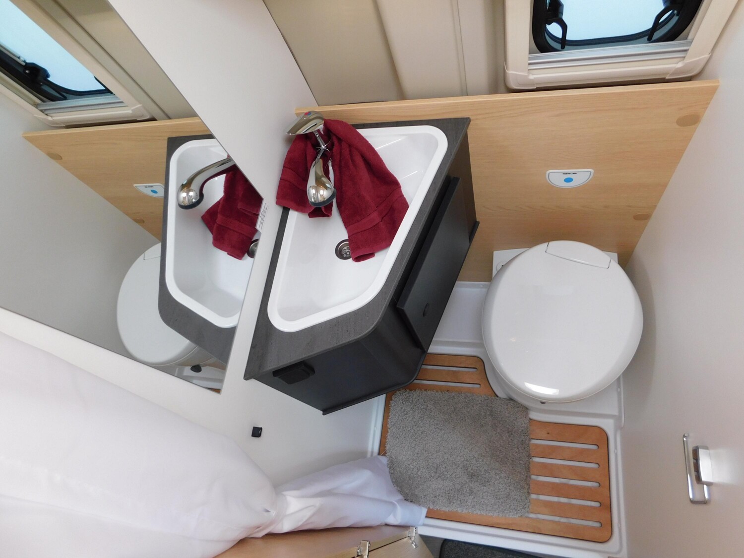 Sunlight Cliff 540 Markise, AWT isoliert & beheizt - Bild 17