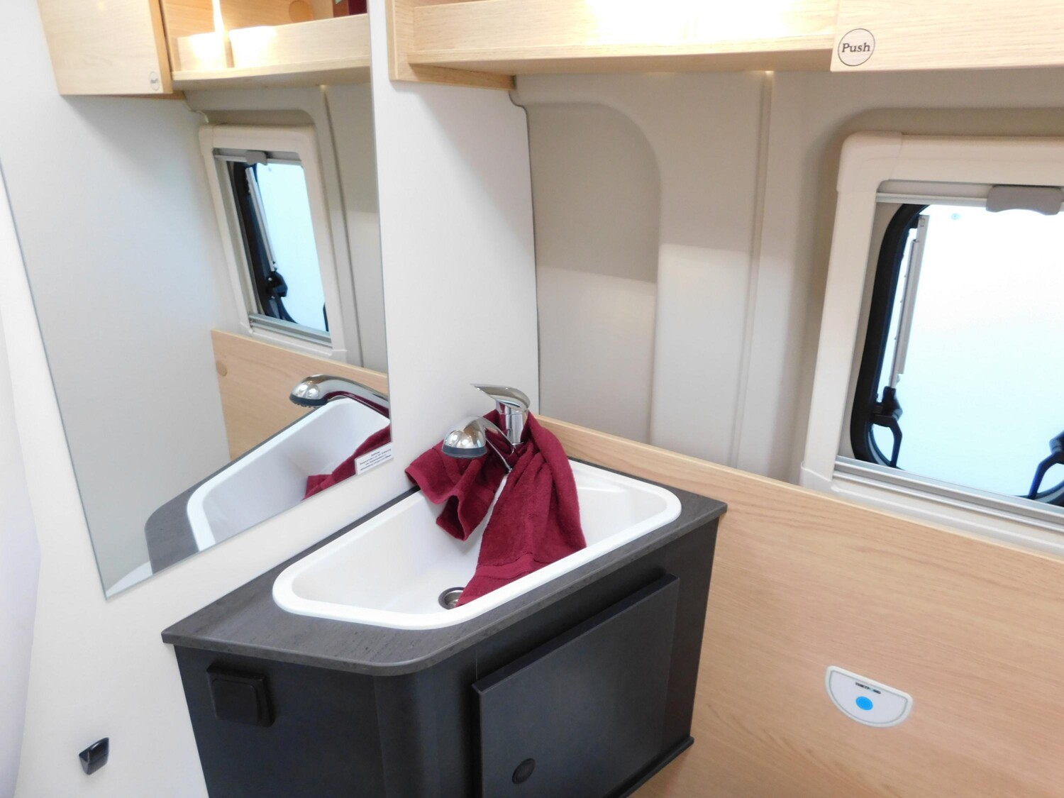 Sunlight Cliff 540 Markise, AWT isoliert & beheizt - Bild 18