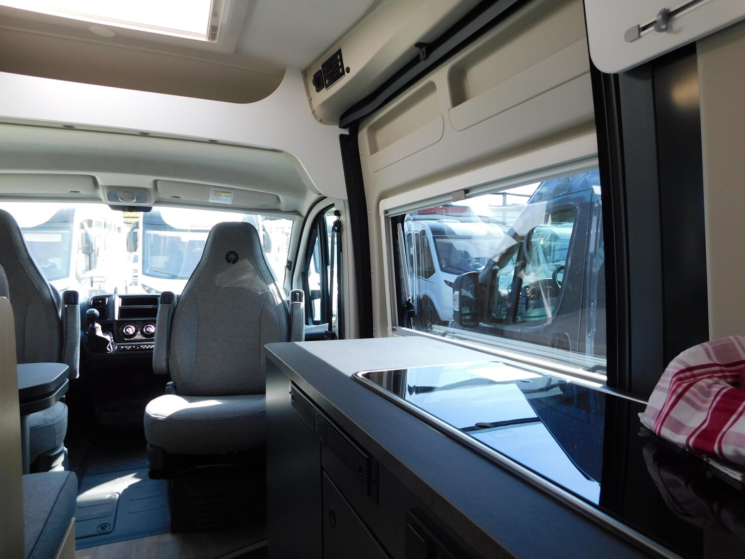 Sunlight Cliff 540 Markise, AWT isoliert & beheizt - Bild 9