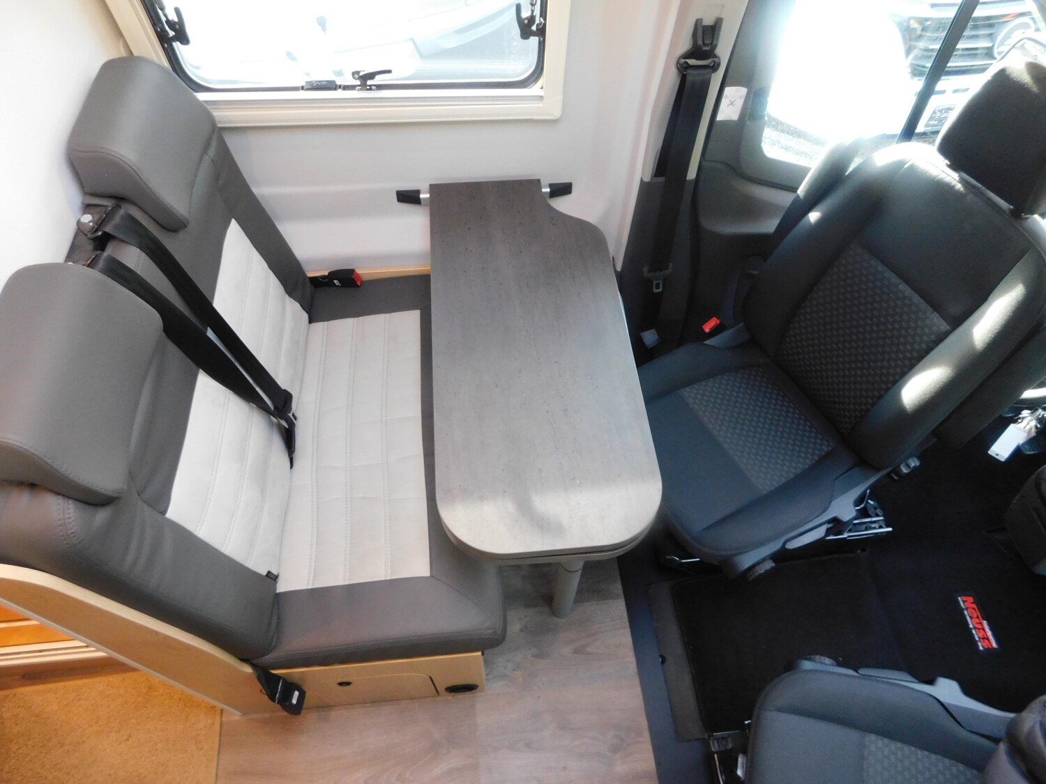 Sunlight Adventure Cliff 4x4 590 Lichter,höher,Alles drin - Bild 13