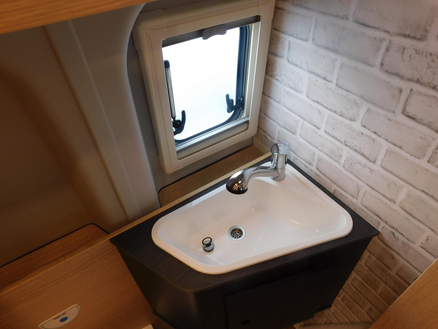 Sunlight Adventure Cliff 4x4 590 Lichter,höher,Alles drin - Bild 18