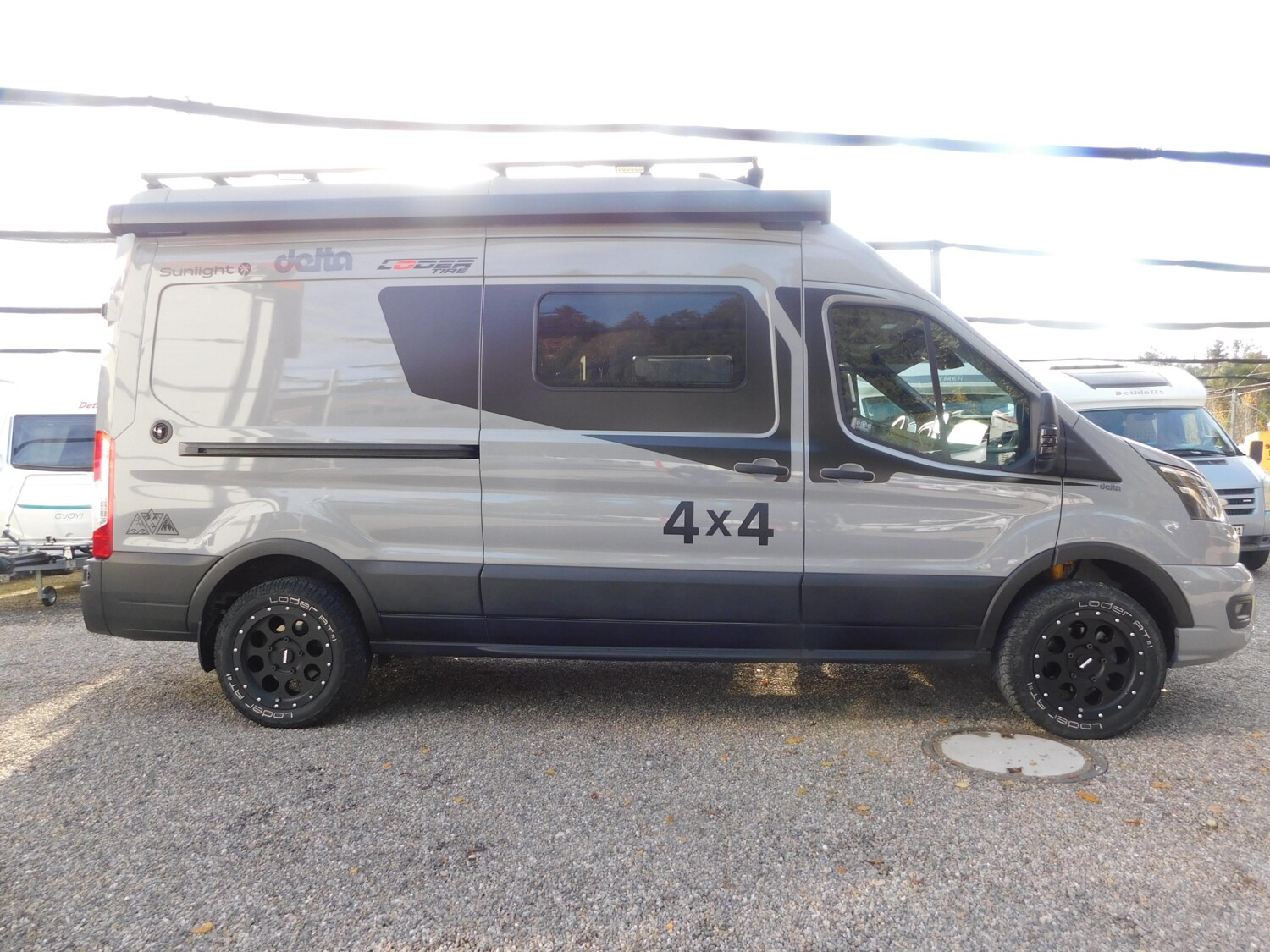 Sunlight Adventure Cliff 4x4 590 Lichter,höher,Alles drin - Bild 3