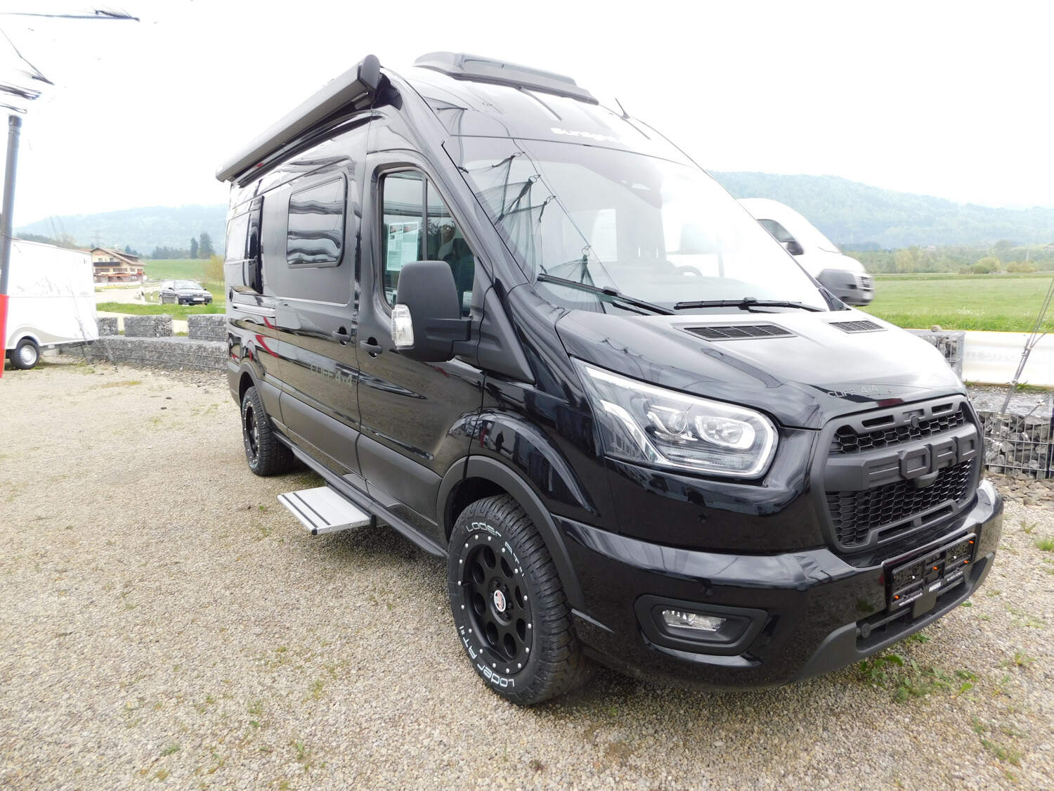 Sunlight Cliff 4x4 590 12-Zoll-Navi, Combi4D, Xenon