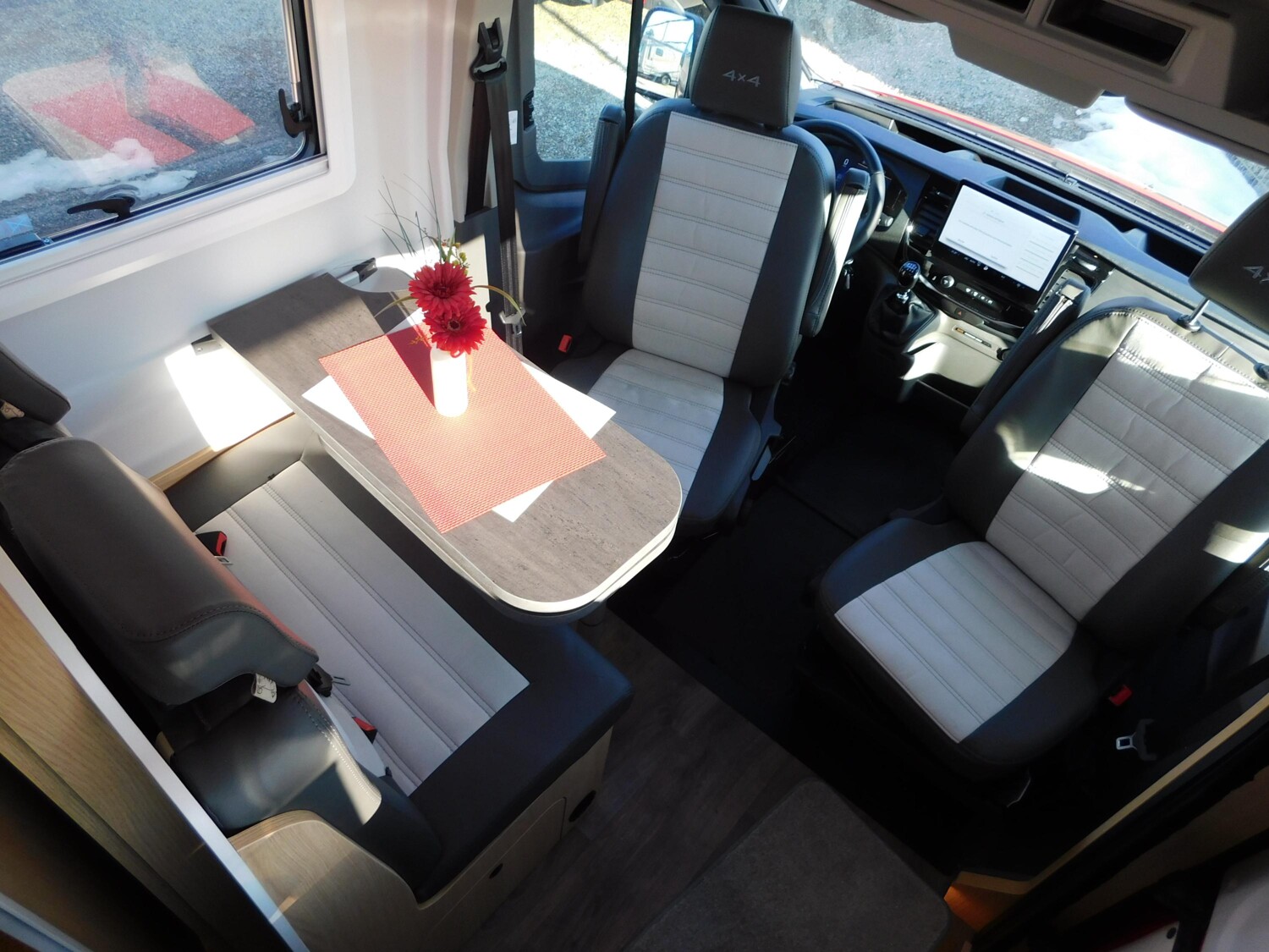 Sunlight Cliff 4x4 590 Combi4D,AHK,Xenon,AWT iso+beheizt - Bild 12