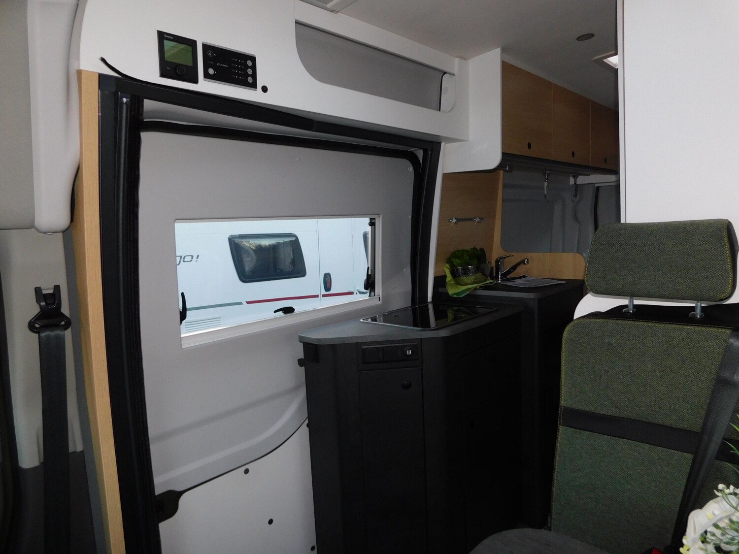 Sunlight Cliff 4x4 Greentrek 590 Combi4D, AHK, Xenon - Bild 10