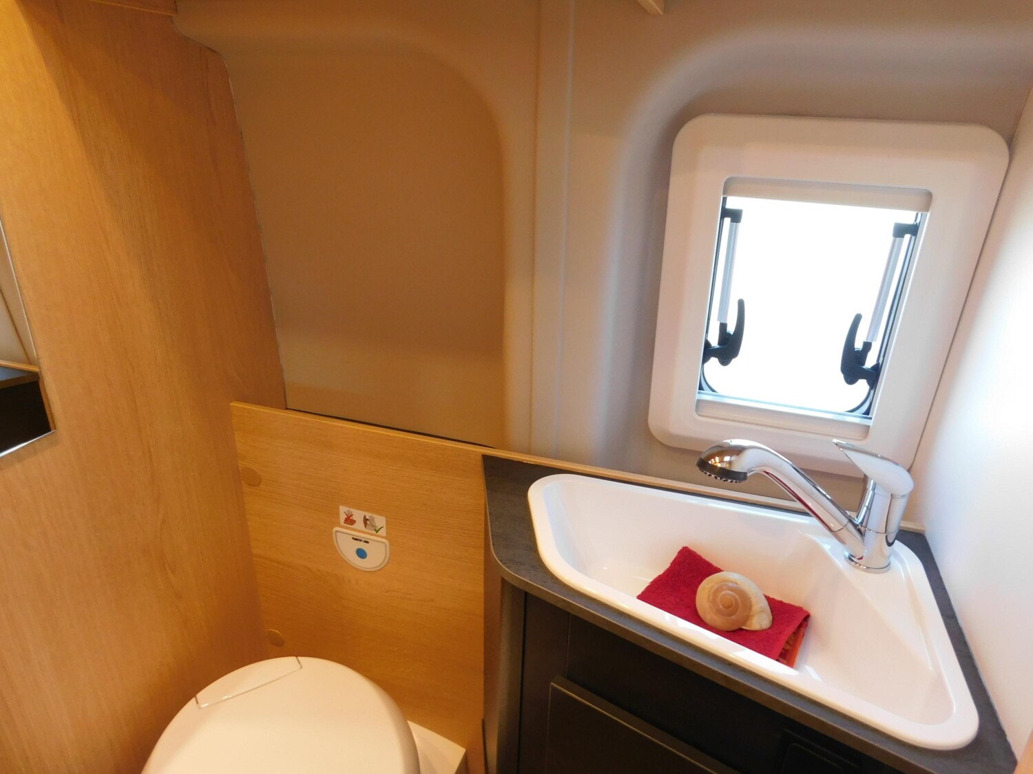 Sunlight Cliff 4x4 590 75-Jahre-Edition - Bild 15