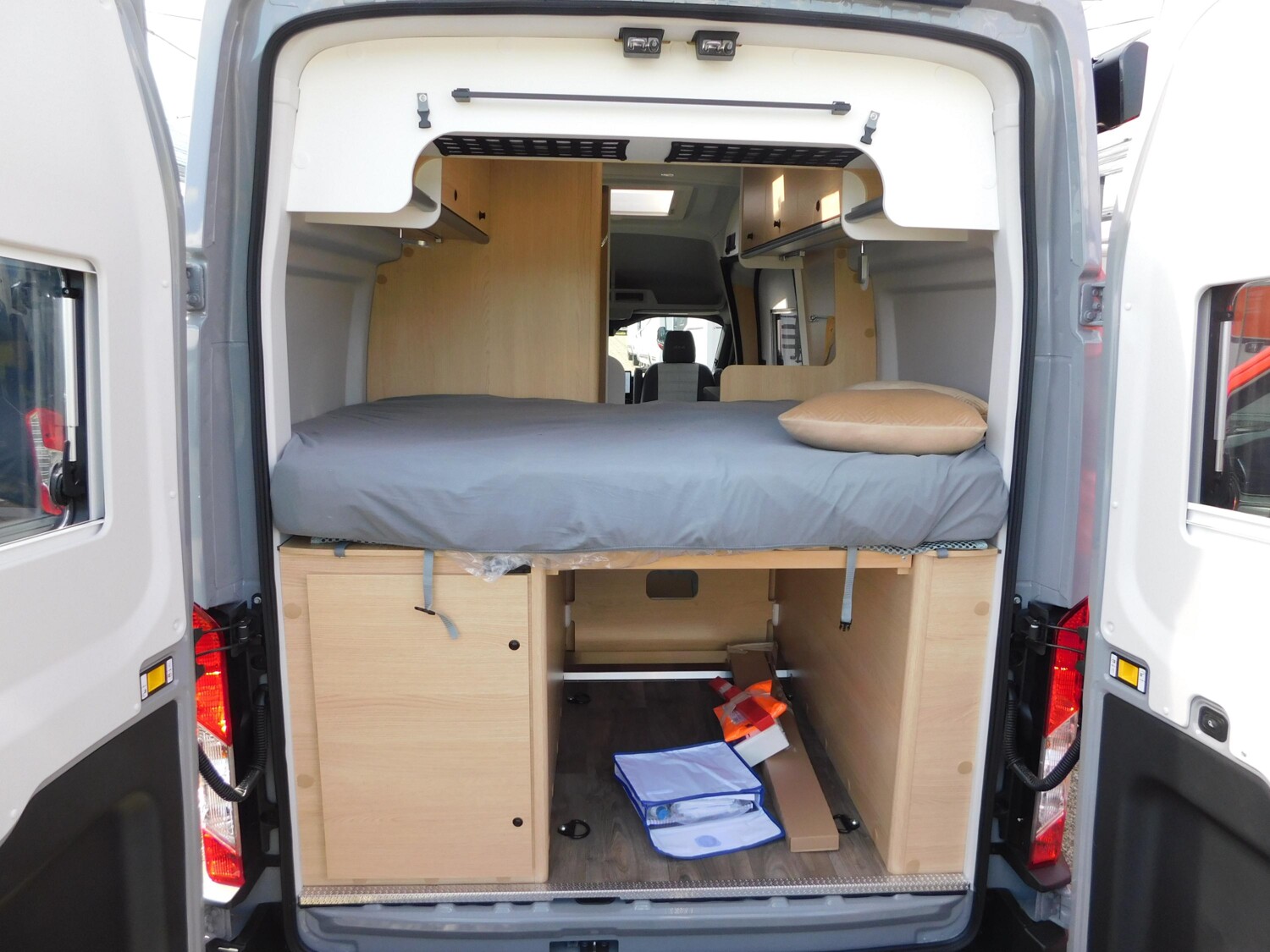 Sunlight Cliff 4x4 590 Sondermodell+AHK+Dieselheizung - Bild 6