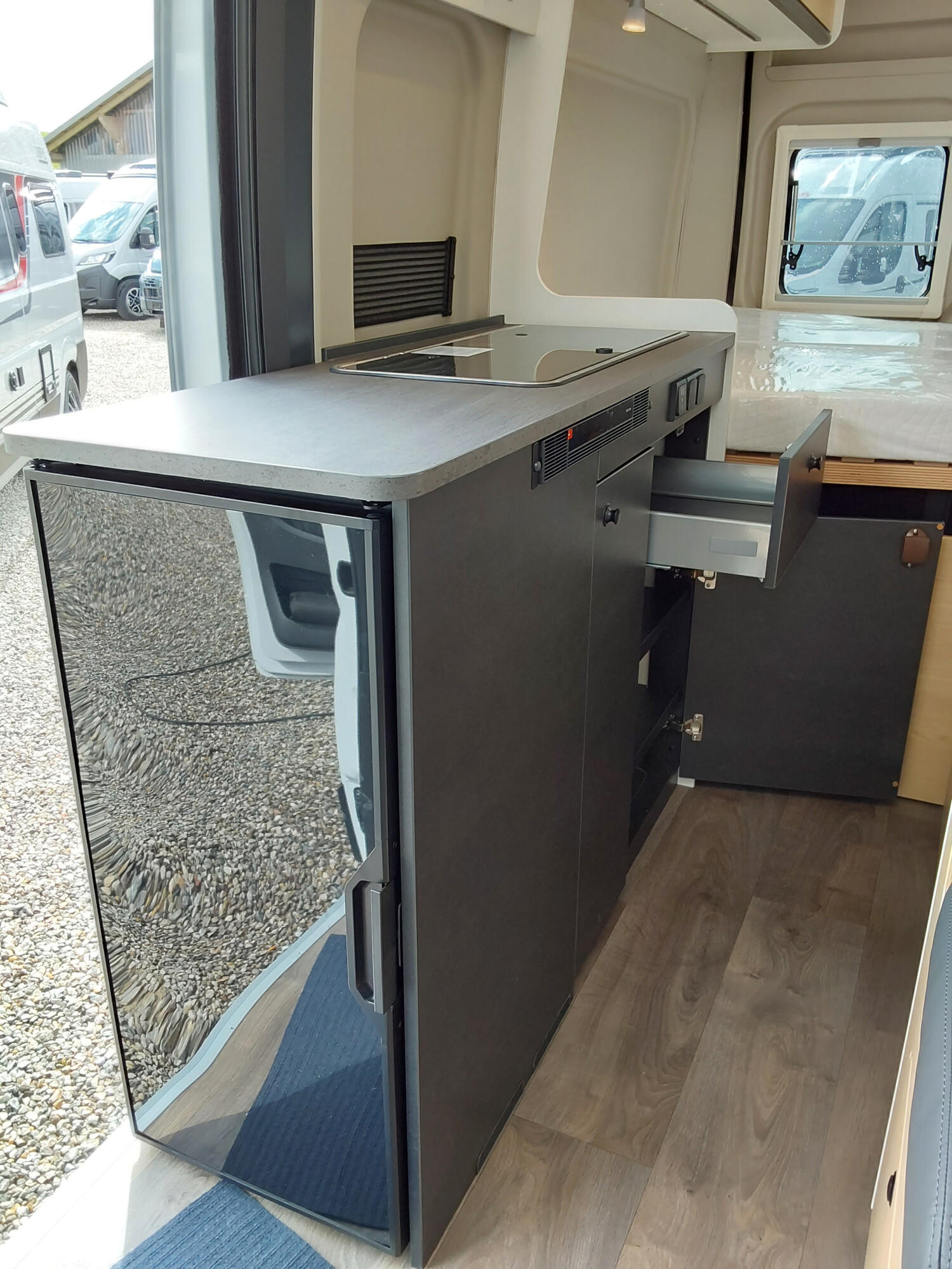 Sunlight Adventure Cliff 600 Combi 4D. Radio,Navi,RFK,AHK - Bild 9