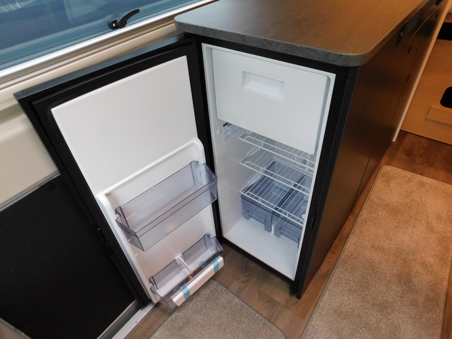 Sunlight Cliff X 600 ACC, Combi4D, Voll-LED, Digital-Pkt - Bild 14