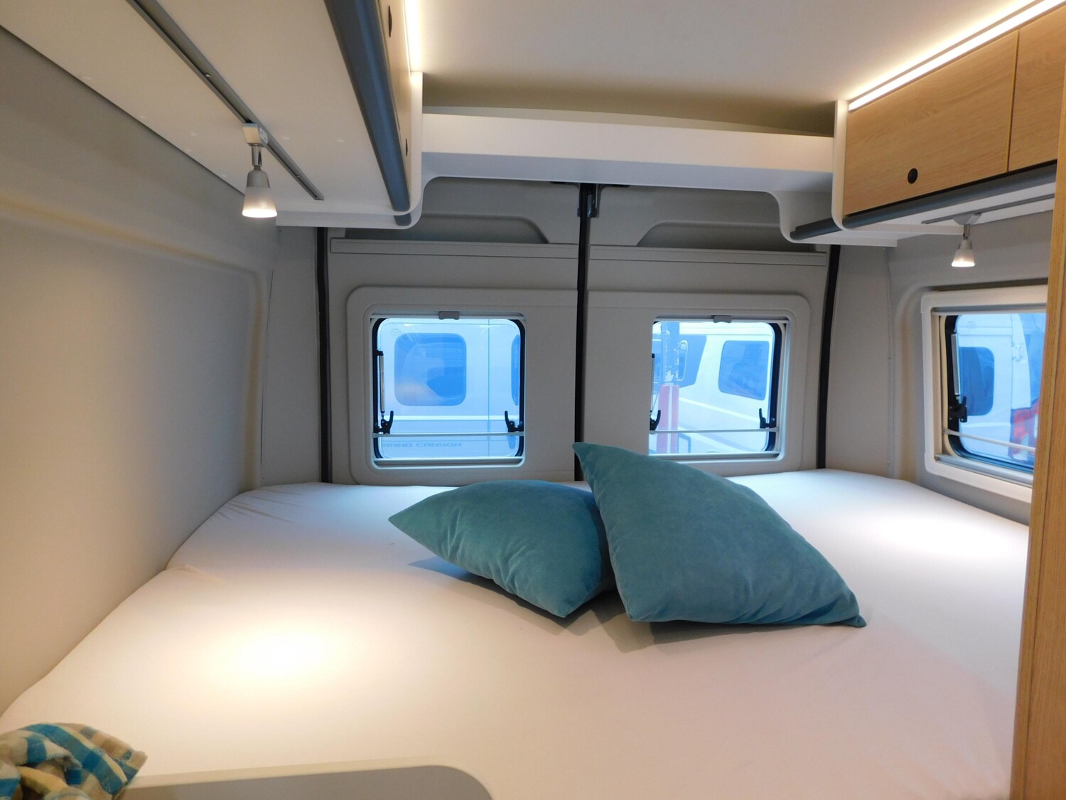 Sunlight Cliff X 600 ACC, Combi4D, Voll-LED, Digital-Pkt - Bild 16