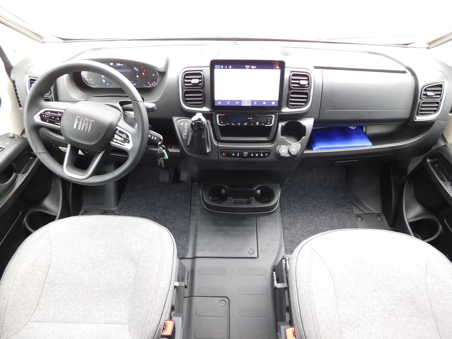 Sunlight Cliff X 600 ACC, Combi4D, Voll-LED, Digital-Pkt - Bild 6