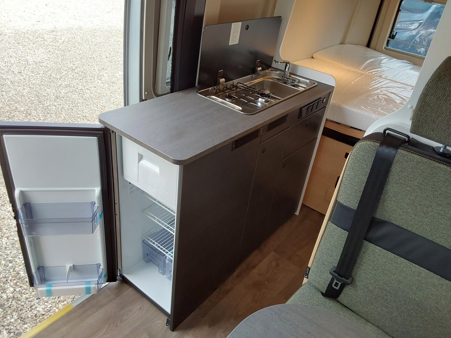 Sunlight Cliff X 600 Automatik, Schlafdach - Bild 9