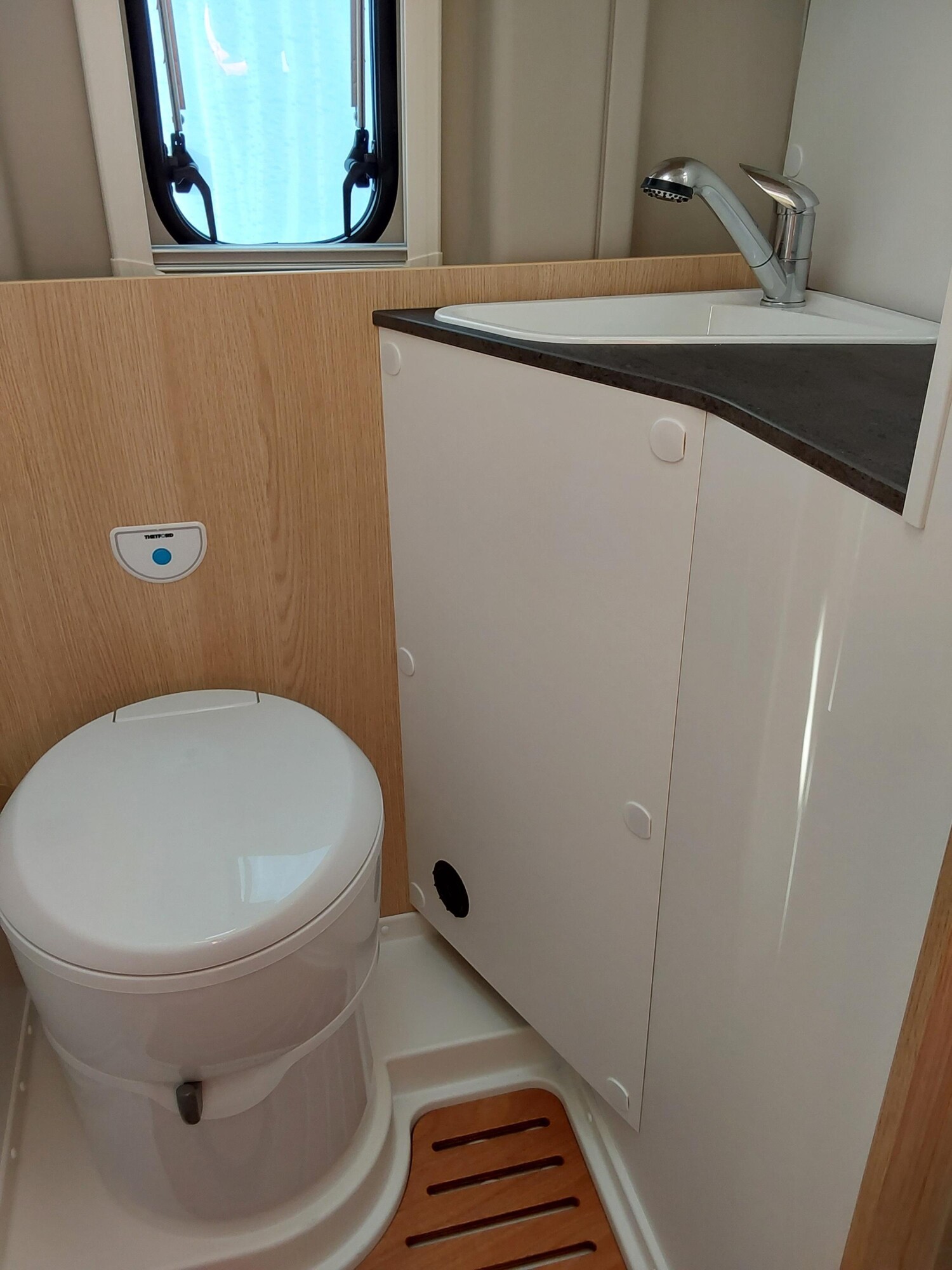 Sunlight Cliff 600 Peugeot - Bild 10