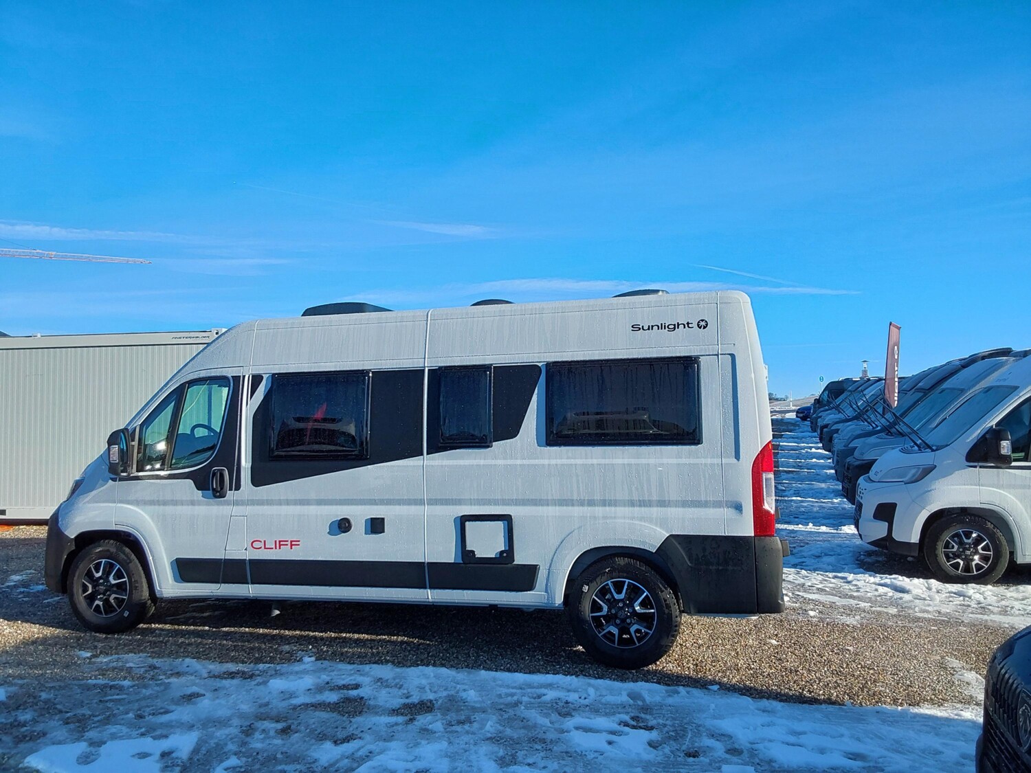 Sunlight Cliff 600 Peugeot - Bild 3