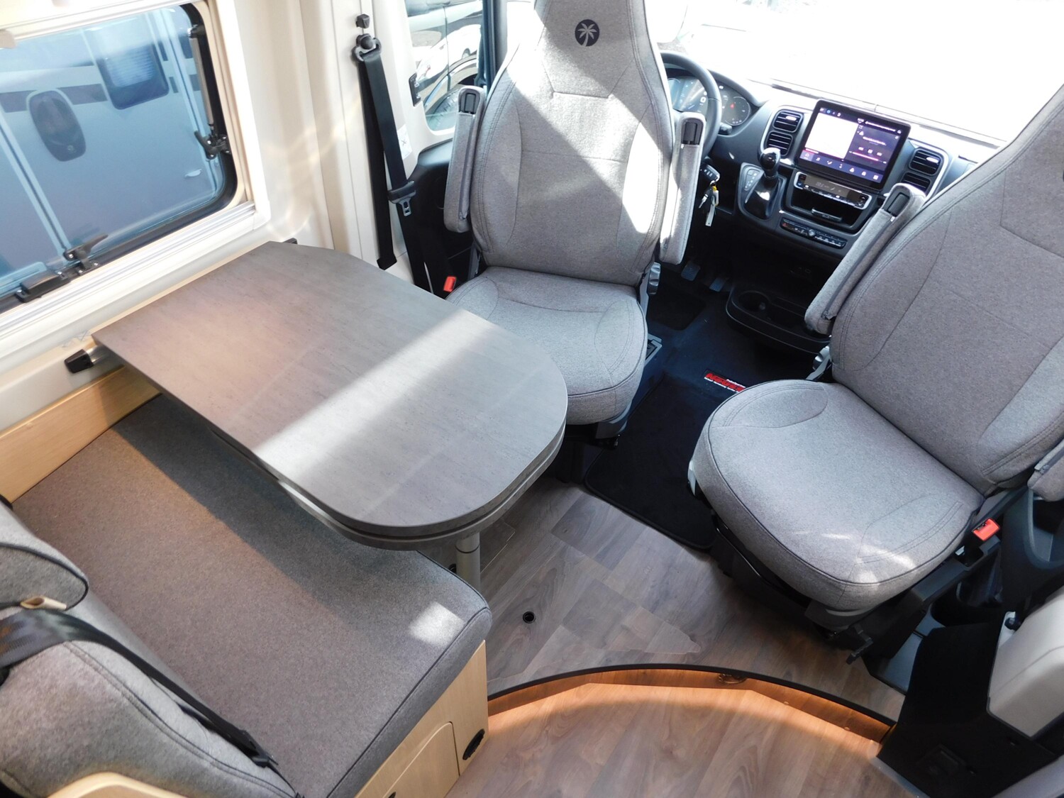 Sunlight Cliff X 600 Verfügbar ab November 2026 - Bild 13