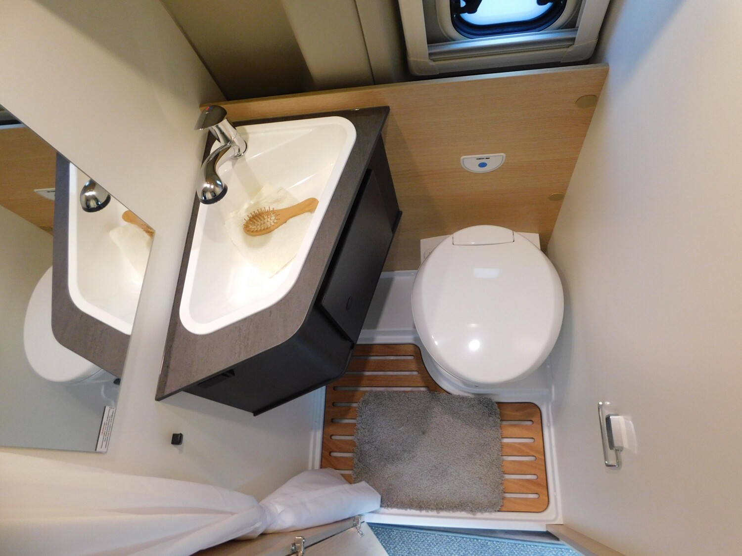 Sunlight Adventure Cliff 602 AWT iso+beheizt, Digital-Pkt - Bild 17