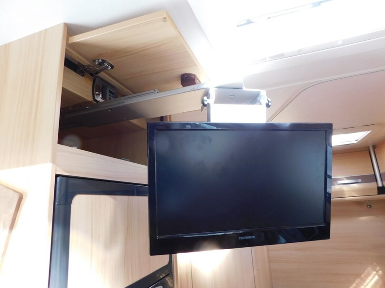 Sunlight T 64 Markise, RFK, Fahrradträger - Sunlight Reisemobil 2012 - Bild 13 Sunlight T 64 Markise, RFK, Fahrradträger - Bild 13