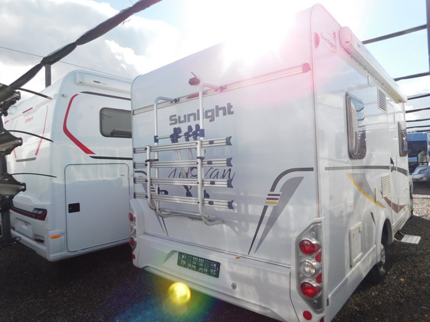 Sunlight T 64 Markise, RFK, Fahrradträger - Sunlight Reisemobil 2012 - Bild 4 Sunlight T 64 Markise, RFK, Fahrradträger - Bild 4