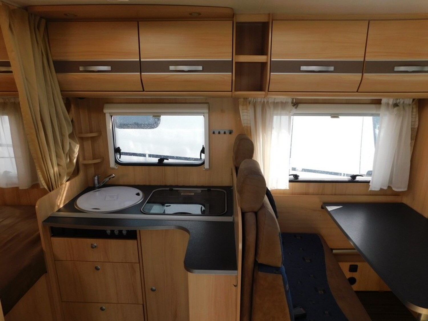 Sunlight T 64 Markise, RFK, Fahrradträger - Sunlight Reisemobil 2012 - Bild 6 Sunlight T 64 Markise, RFK, Fahrradträger - Bild 6