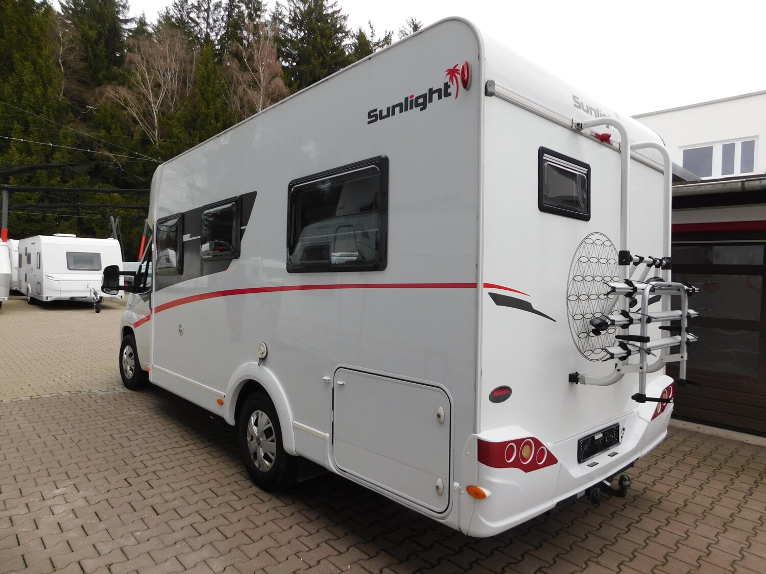 Sunlight T 64 Hubbett, Solar, Wechselrichter, SAT, Klima - Bild 3