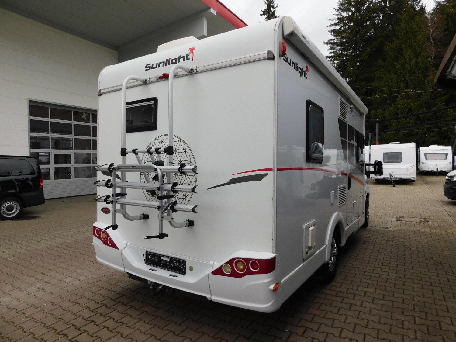 Sunlight T 64 Hubbett, Solar, Wechselrichter, SAT, Klima - Bild 4