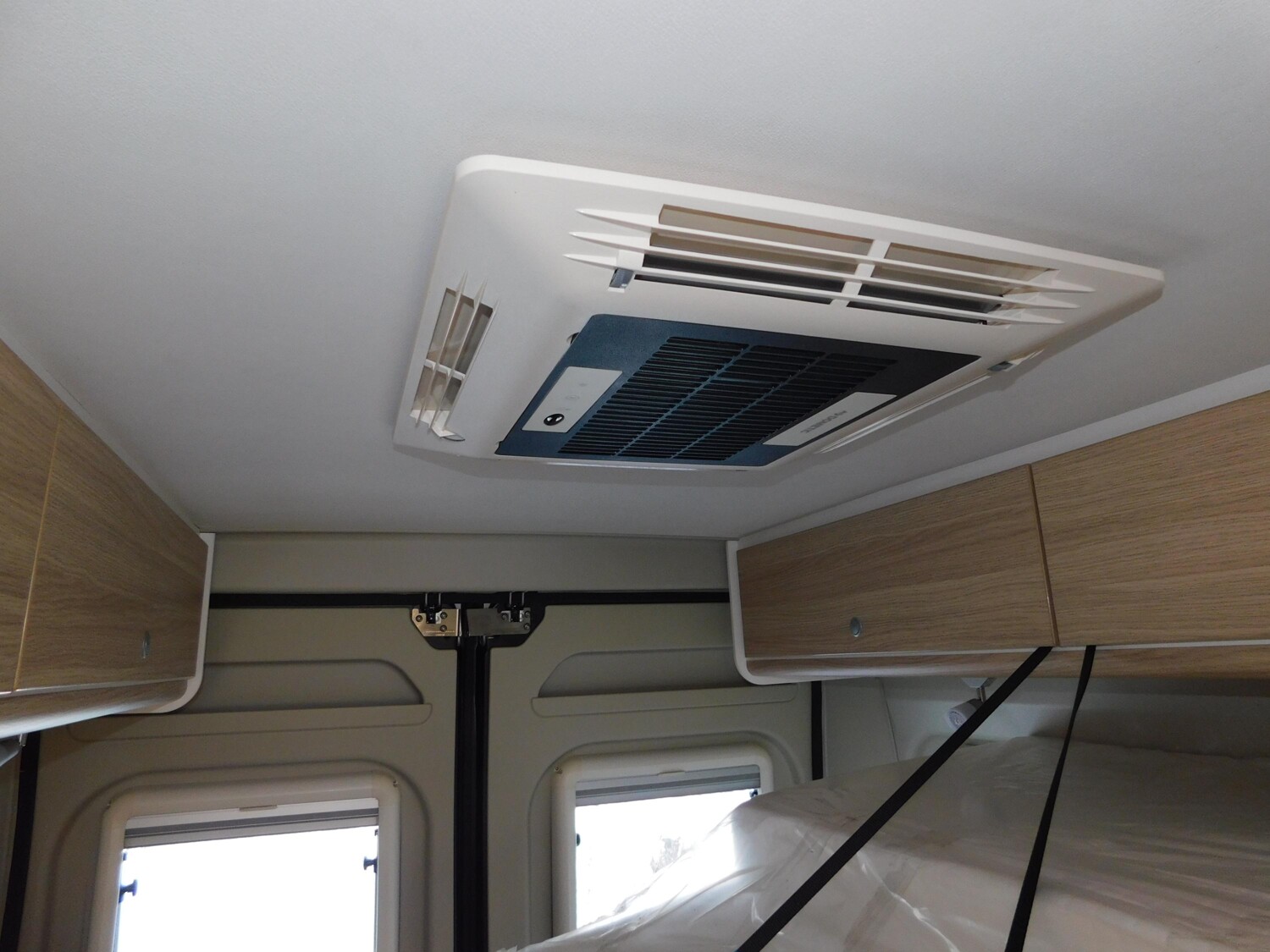 Sunlight Cliff XV 640 Solar,AHK,Klima,SAT,Alarmanlage - Bild 14