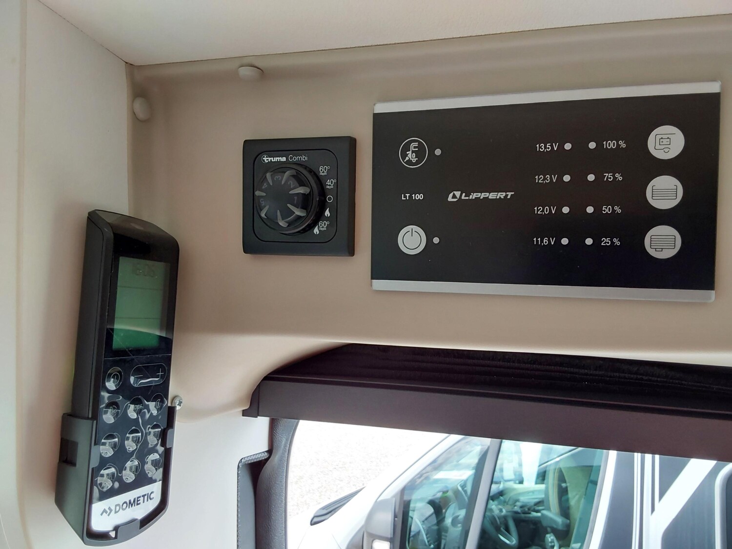 Sunlight Cliff X 640 Full LED & Dachklimaanlage - Bild 16