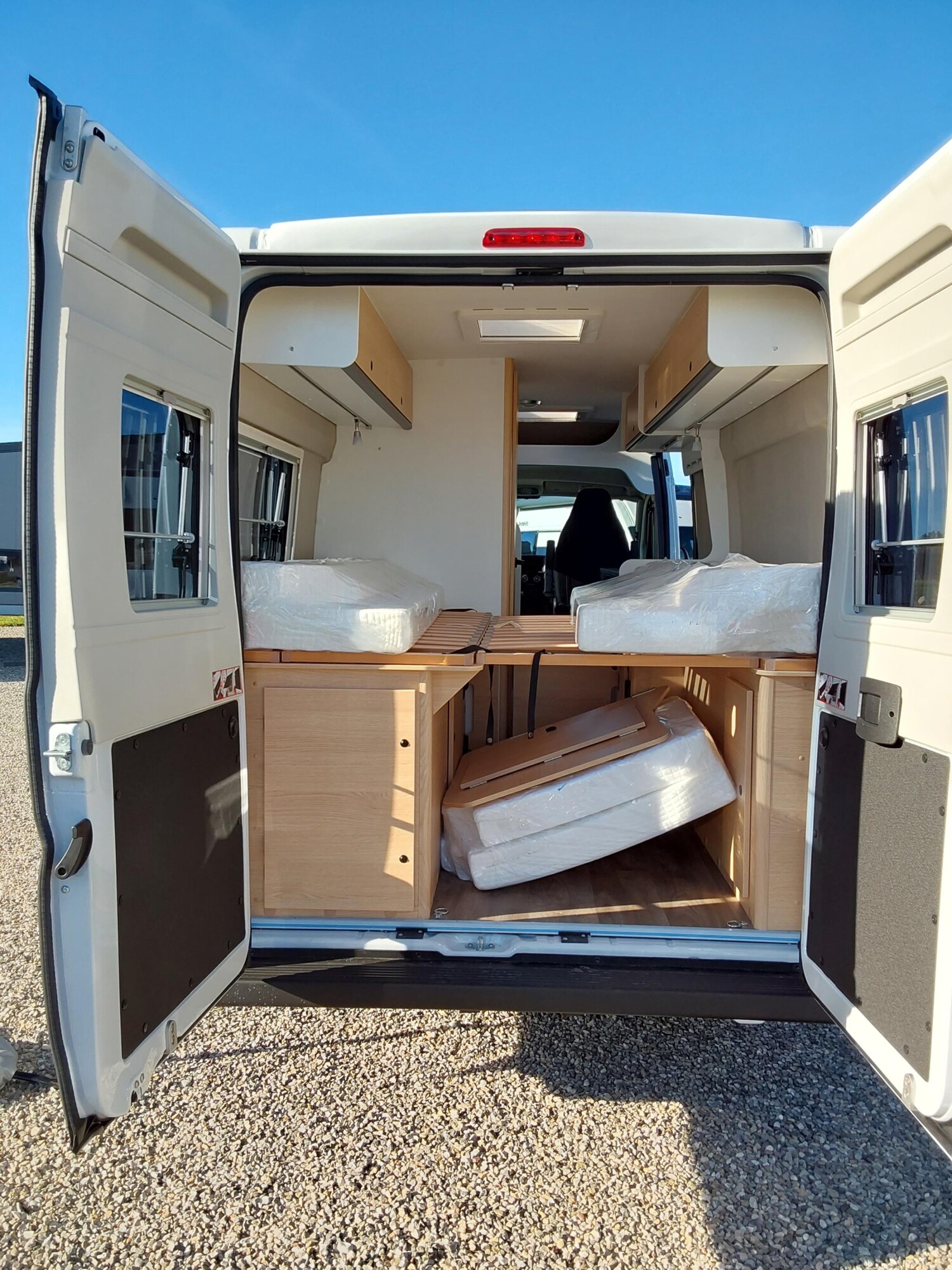 Sunlight Cliff 640 Peugeot - Bild 13