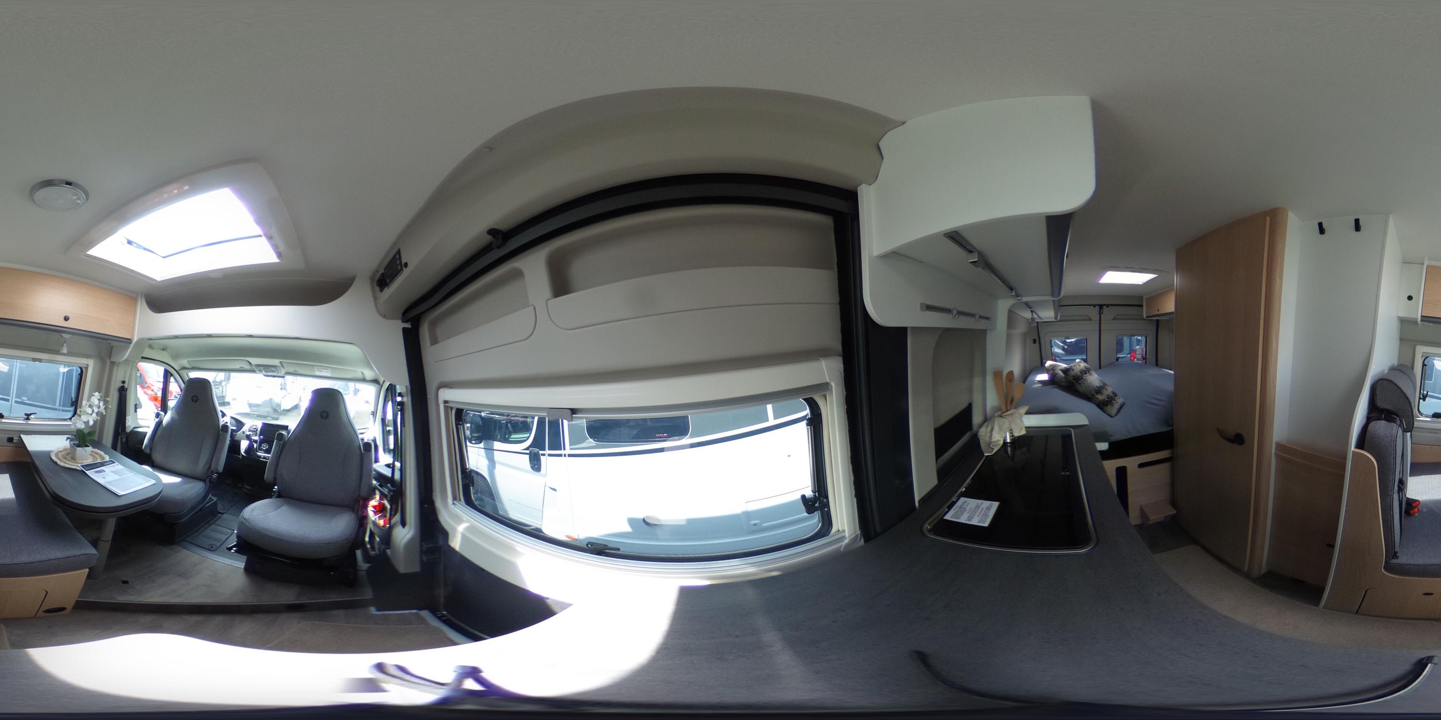 360° Ansicht Sunlight Cliff 640 IC-Line