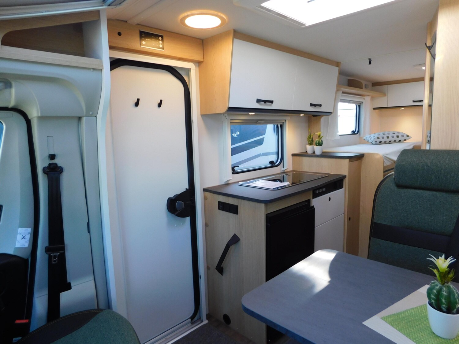 Sunlight Adventure V 66 Safety-Paket + ACC + Digitalpaket - Bild 8