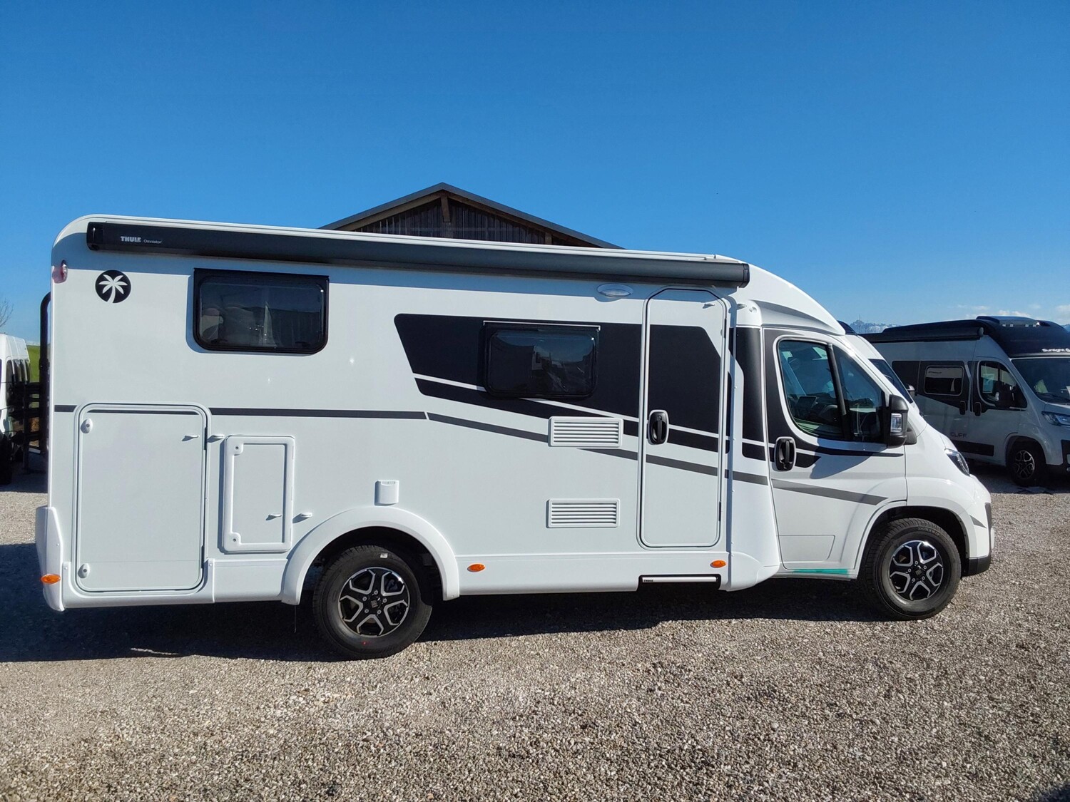 Sunlight Adventure V 66 Safetypaket+ACC, Navi+Kamera - Bild 2